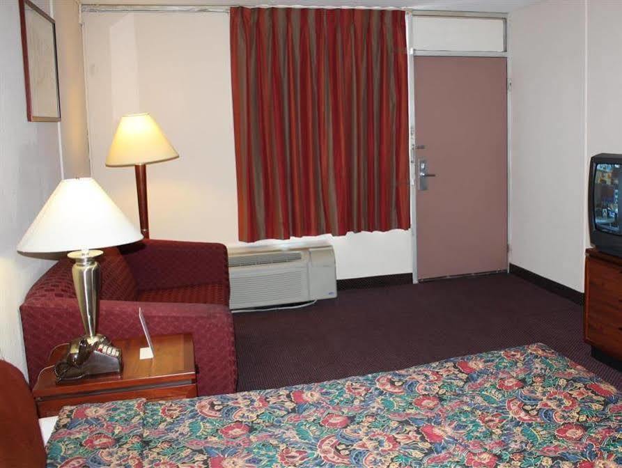 Hannibal Inn Hannibal Buitenkant foto